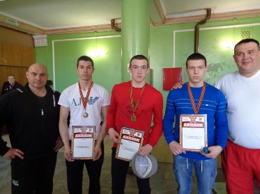 �����������